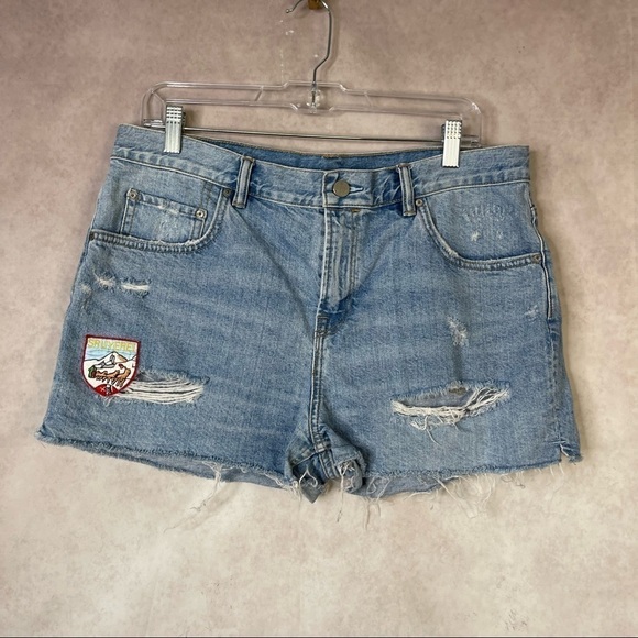 AllSaints Kate Distressed Denim Jeans Shorts in Light Indigo Blue Patch Size 32 - Picture 4 of 11